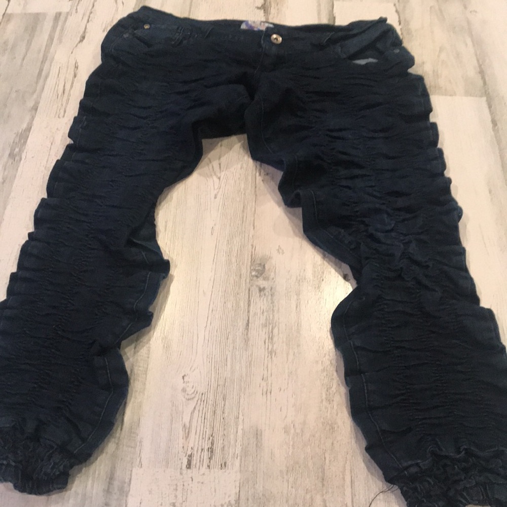 Sapphire Red ruched Jeans Size 9 very comfortable